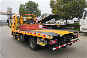 赤壁道路救援拖车报价