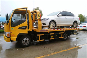 赤壁附近拖车救援24小时服务热线